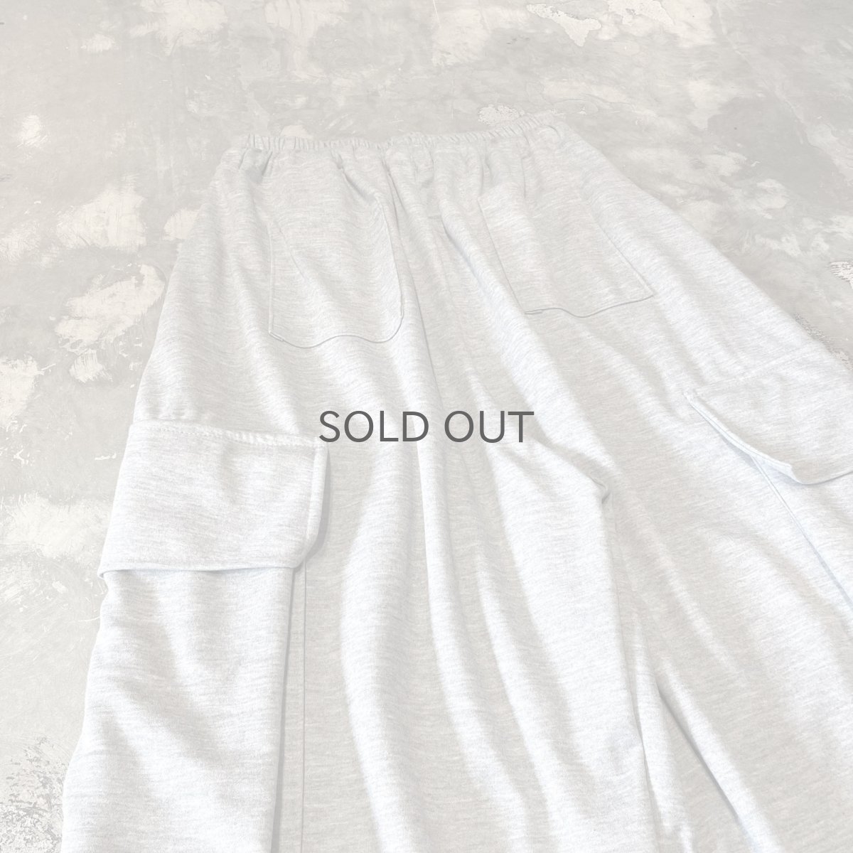 画像9: 【WONDERGROUND】BIG CARGO POCKET WIDE SWEAT PANTS / GRAY / OS (9)