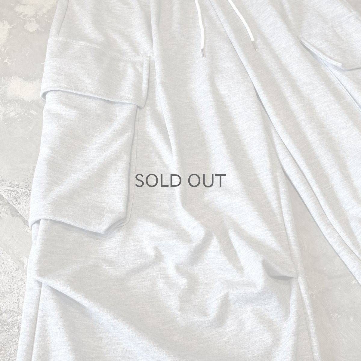 画像5: 【WONDERGROUND】BIG CARGO POCKET WIDE SWEAT PANTS / GRAY / OS (5)
