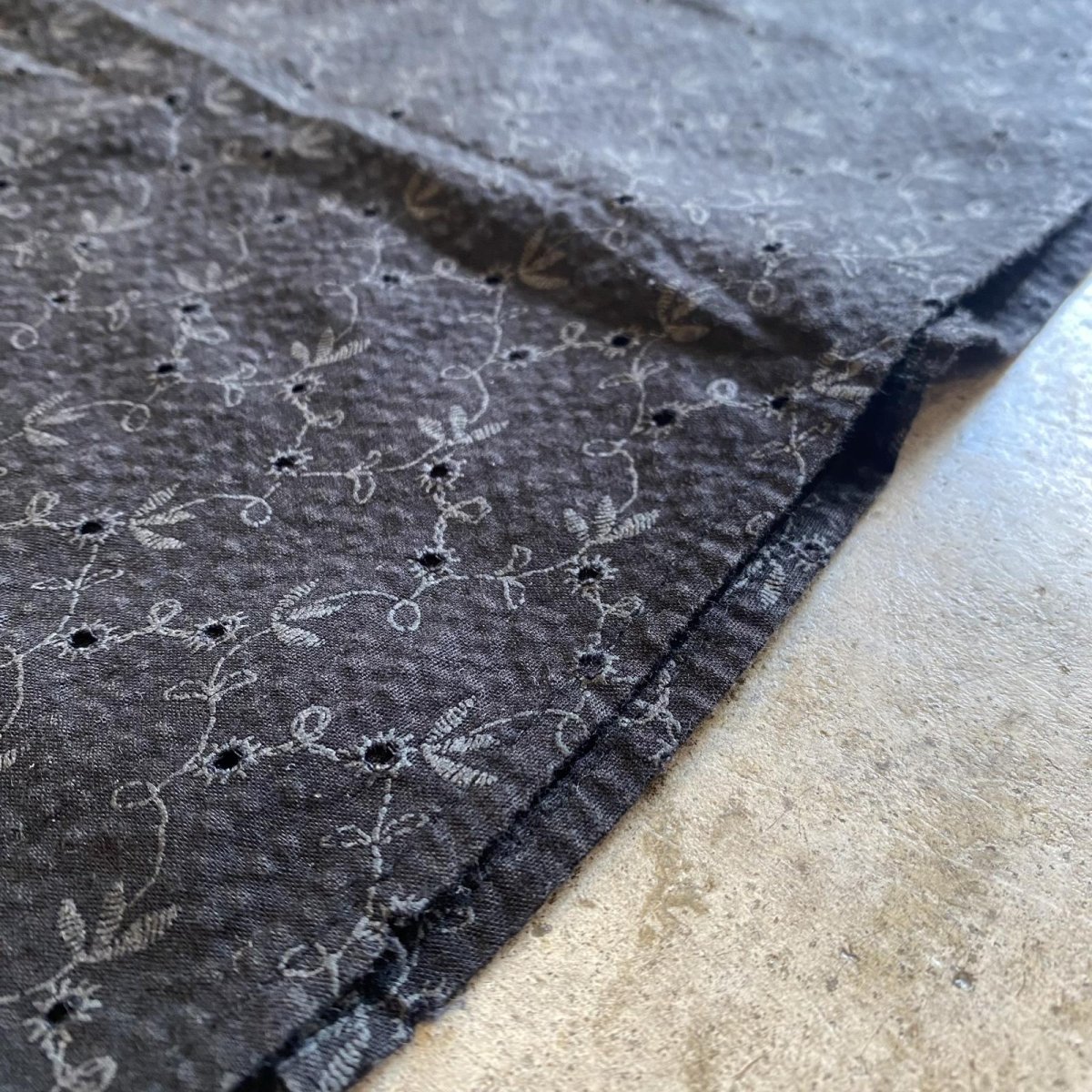 画像11: FLORAL EMBROIDERY PUNCHING FRILL DESIGN N/S TOPS / Ladies M (11)