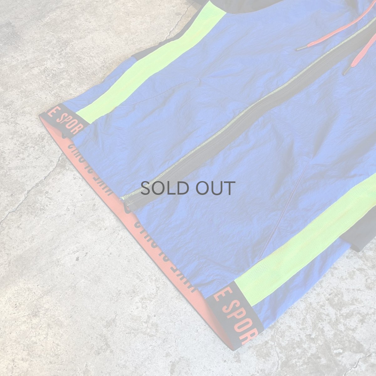 画像4: 【NIKE SPORTS】BACK PRINT DESIGN BI COLOR ZIP UP HOODIE TRACK JACKET / Ladies M (4)