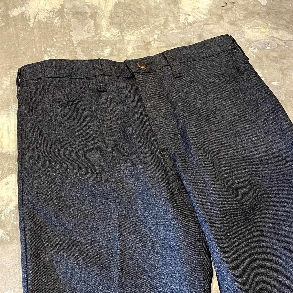 画像3: 【WRANGLER】WRANCHER CHARCOAL COLOR DRESS JEANS / W30 (3)