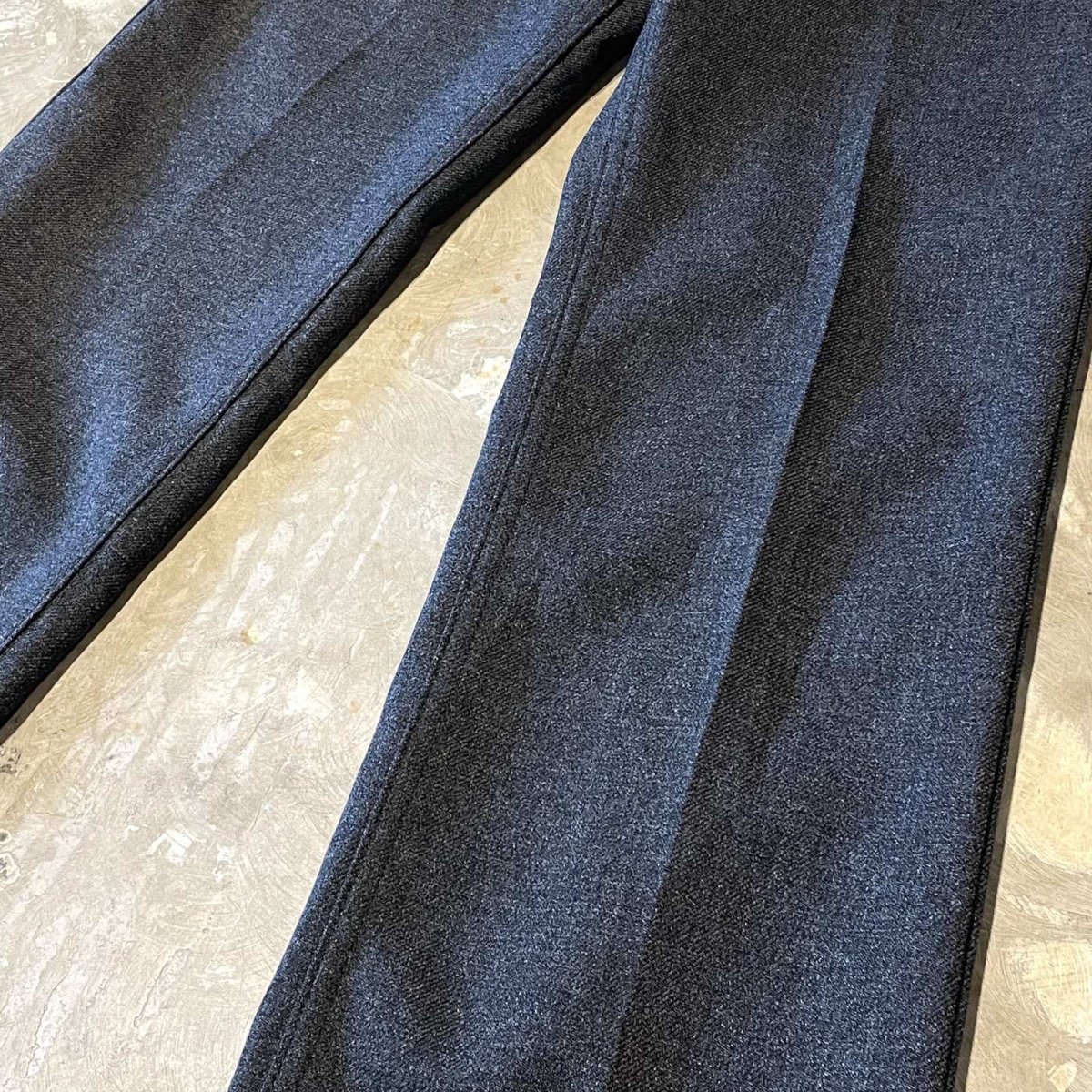 画像6: 【WRANGLER】WRANCHER CHARCOAL COLOR DRESS JEANS / W30 (6)