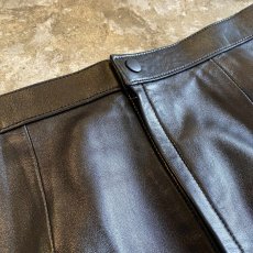 画像7: LEATHER BLACK COLOR BACK SLIT SKIRT / W27 (7)