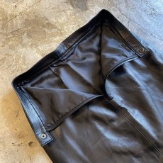 画像9: LEATHER BLACK COLOR BACK SLIT SKIRT / W27 (9)