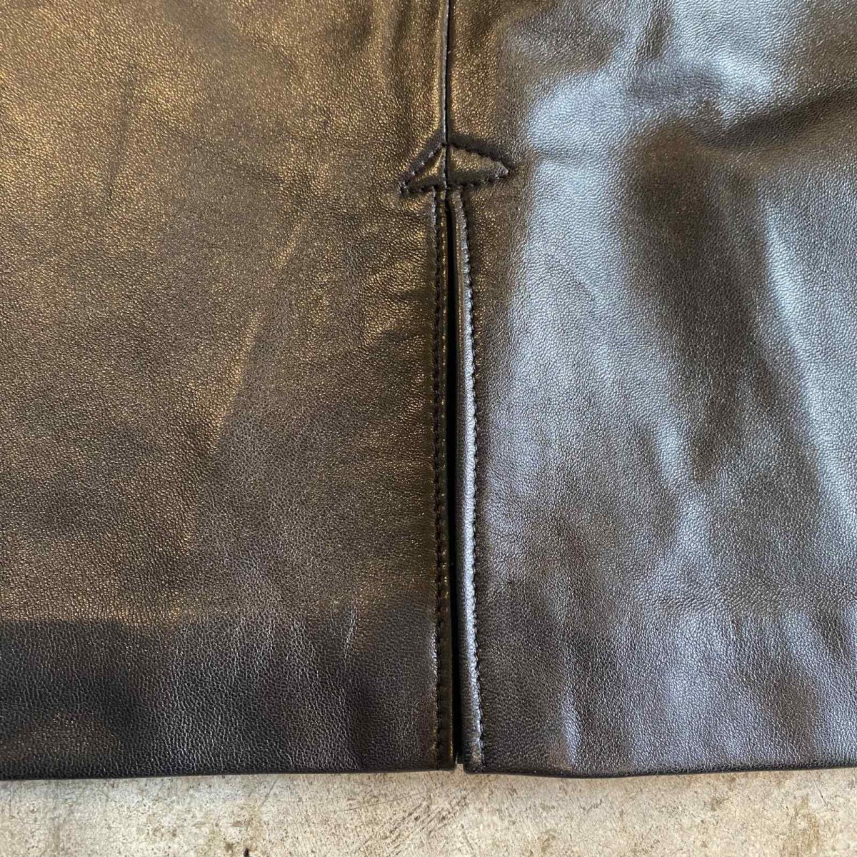 画像8: LEATHER BLACK COLOR BACK SLIT SKIRT / W27 (8)