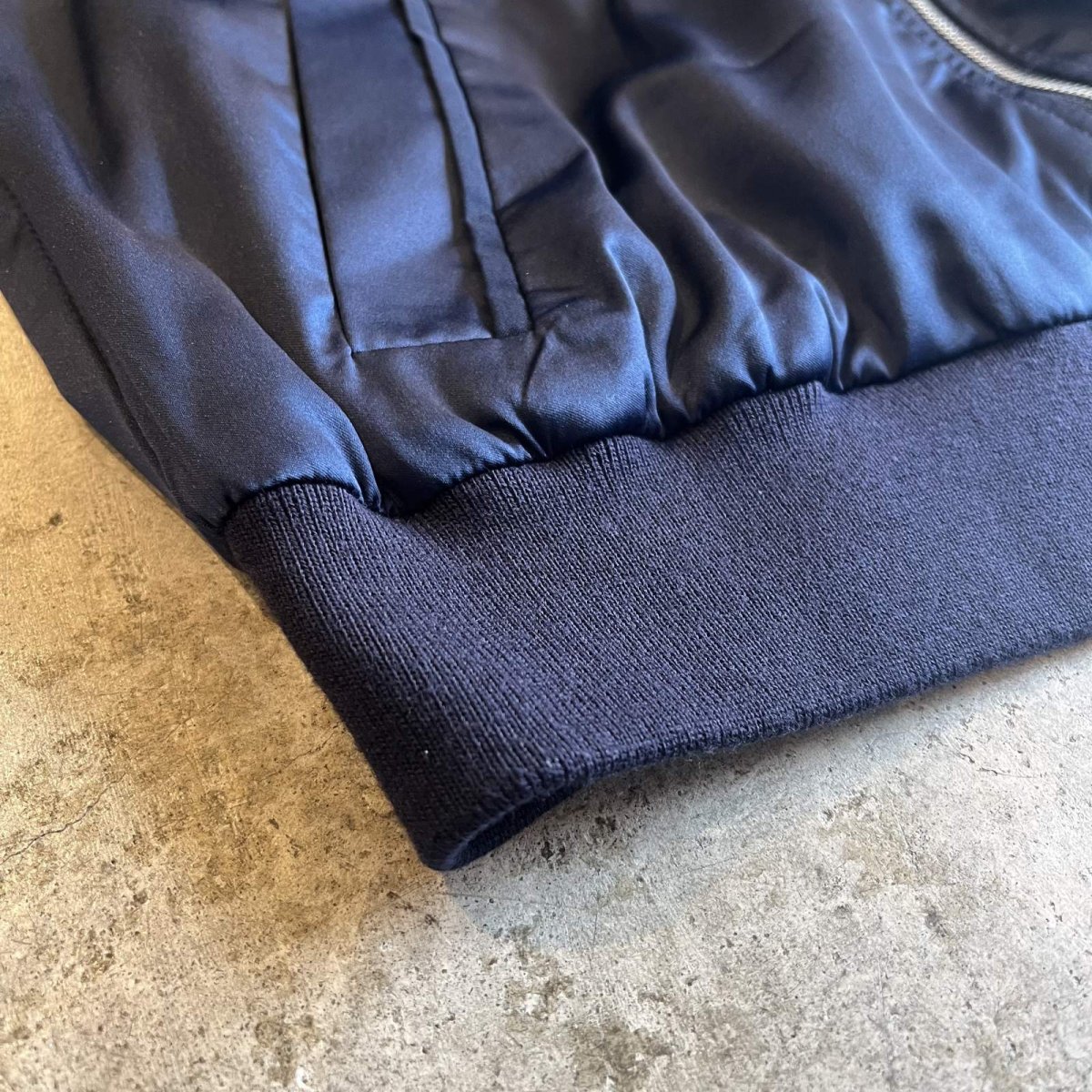 画像3: LUSTER NAVY COLOR RING ZIP UP DESIGN MA-1 JACKET / Ladies M  (3)