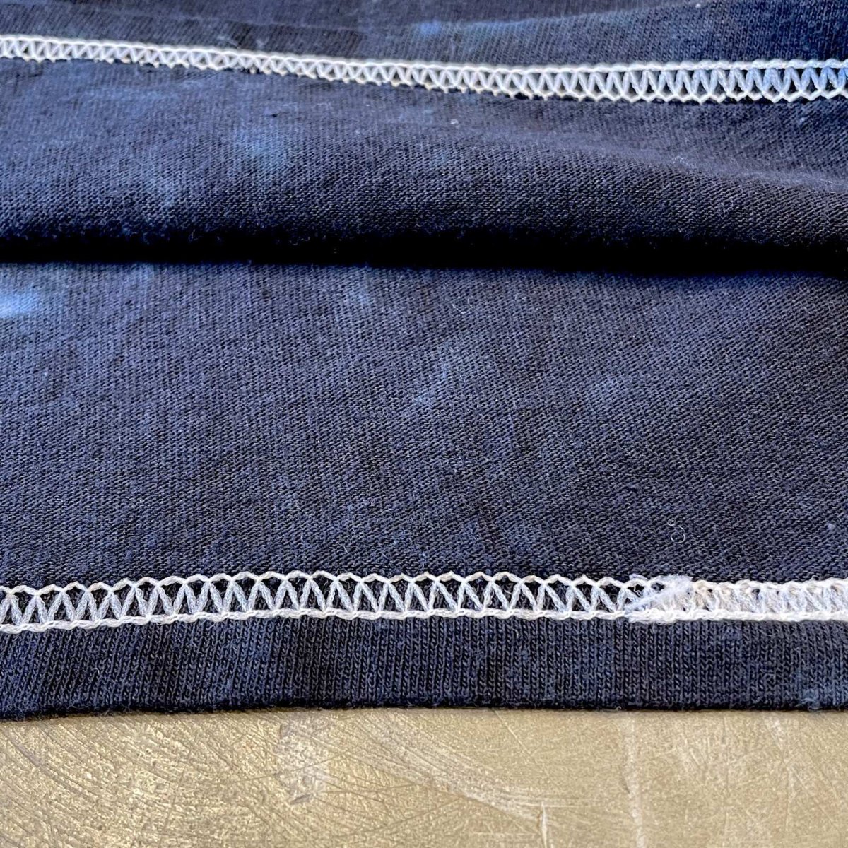 画像8: "LIQUID BLUE" TIE DYE PATTERN PINK FLOYD PRINTED L/S TEE / Mens M (8)