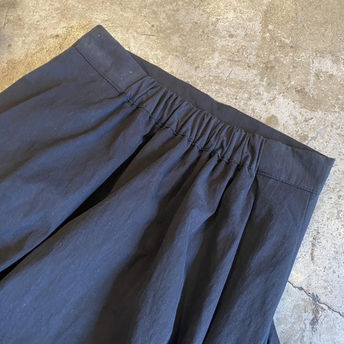 画像10: 【WONDERGROUND】SHIRRING SKIRT / OS / BLACK (10)