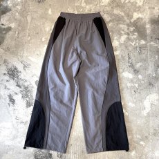 画像1: 【WONDERGROUND】TRICOLOR TECH WIDE NYLON PANTS / CHARCOAL / OS (1)