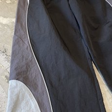画像5: 【WONDERGROUND】TRICOLOR TECH WIDE NYLON PANTS / BLACK / OS (5)