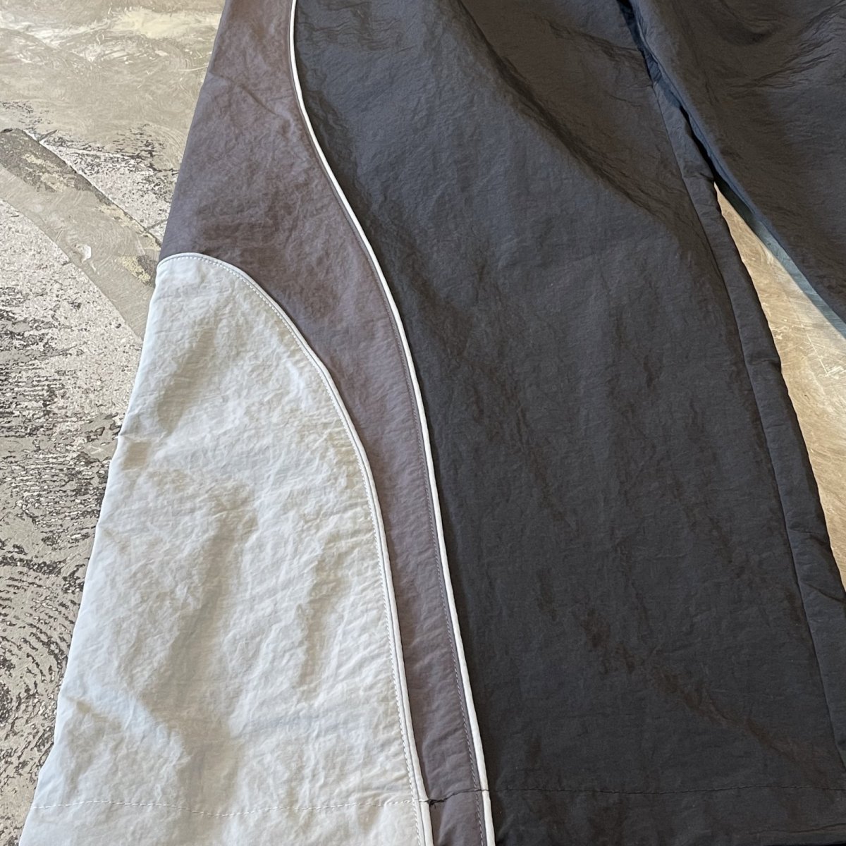 画像7: 【WONDERGROUND】TRICOLOR TECH WIDE NYLON PANTS / BLACK / OS (7)