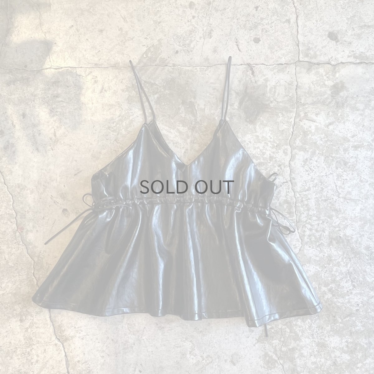 画像3: SIDE RIBBON DESIGN FAUX LEATHER CAMISOLE / Ladies S~M (3)