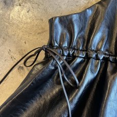 画像9: SIDE RIBBON DESIGN FAUX LEATHER CAMISOLE / Ladies S~M (9)