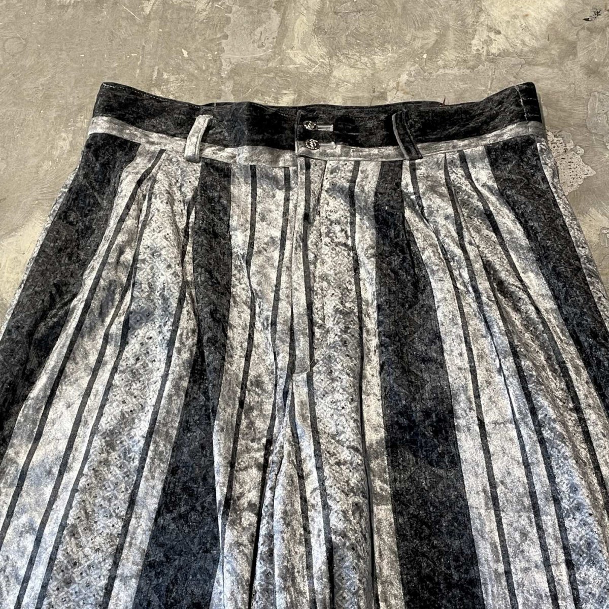 画像10: STRIPE PATTERN VELVET STRAIGHT SLACKS / W29 (10)