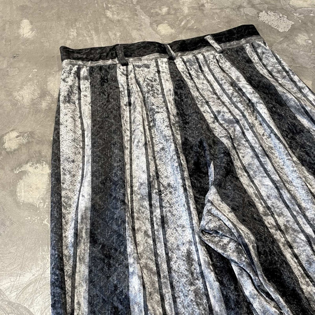 画像9: STRIPE PATTERN VELVET STRAIGHT SLACKS / W29 (9)