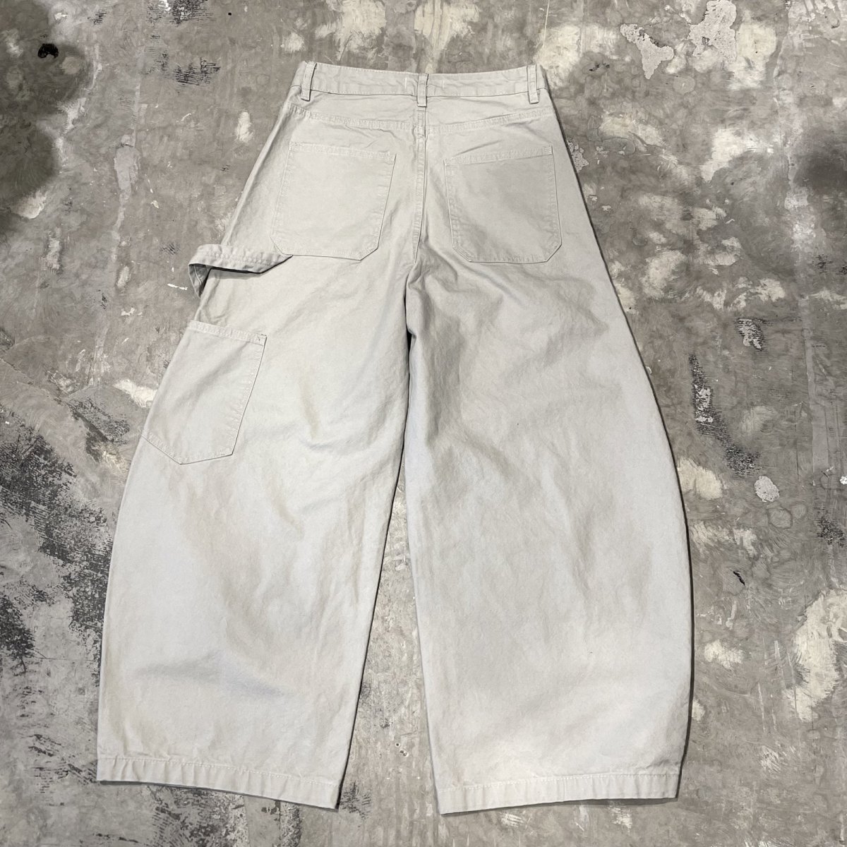 画像2: 【WONDERGROUND】BALLOON SILHOUETTE DOUBLE KNEE PAINTER PANTS / GREY / S&M (2)