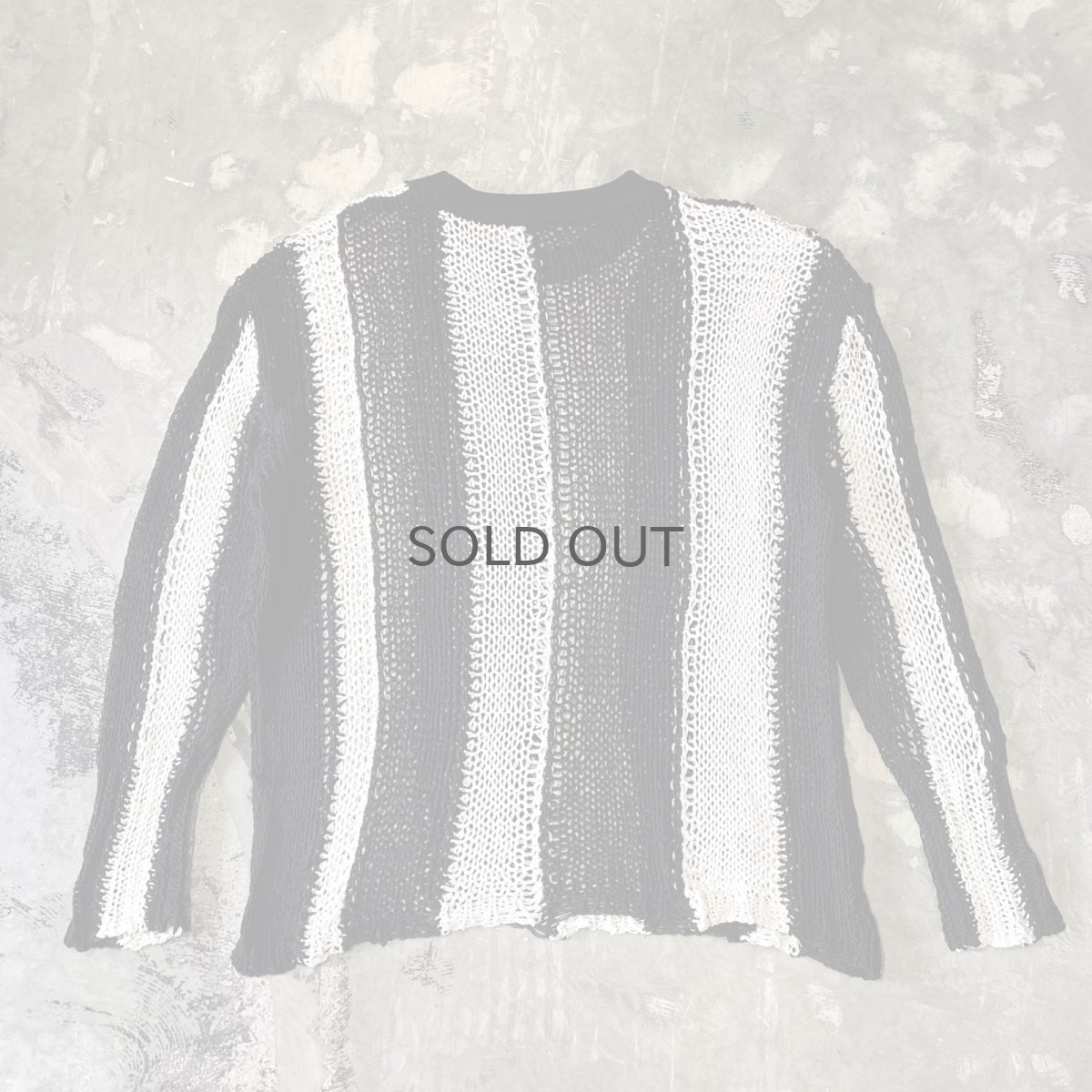 画像2: MONOCHROME STRIPE PATTERN LOWGAUGE KNIT TOPS / Mens L  (2)