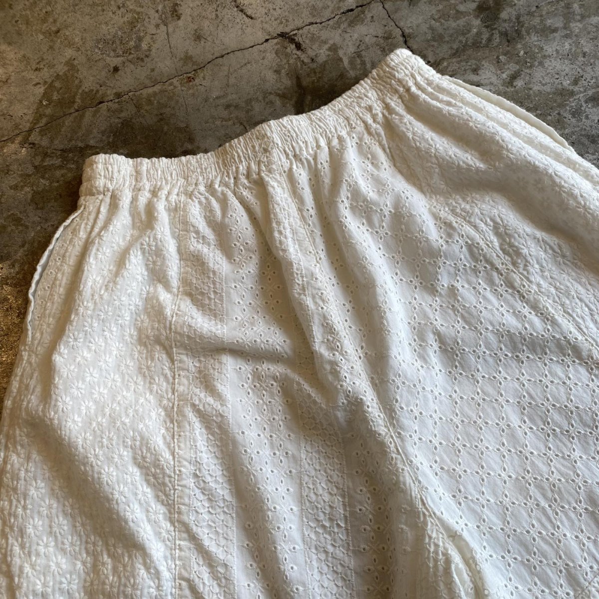 画像9: ALL OVER PATTERN PATCHWORK DESIGN SHORT PANTS / FREE~W35 (9)