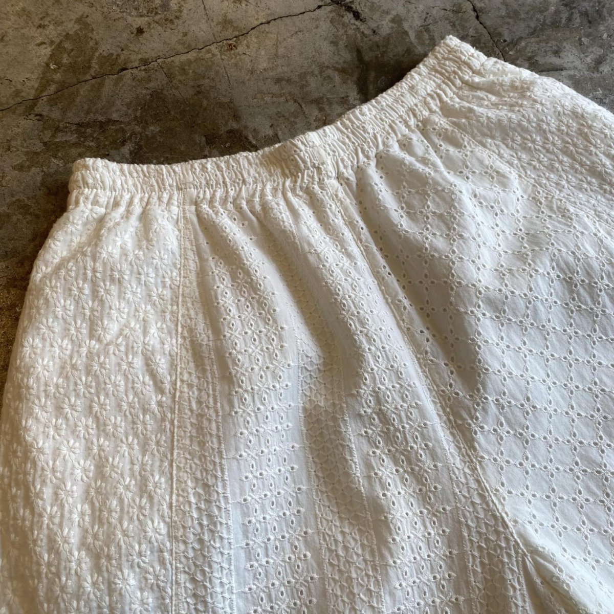 画像3: ALL OVER PATTERN PATCHWORK DESIGN SHORT PANTS / FREE~W35 (3)