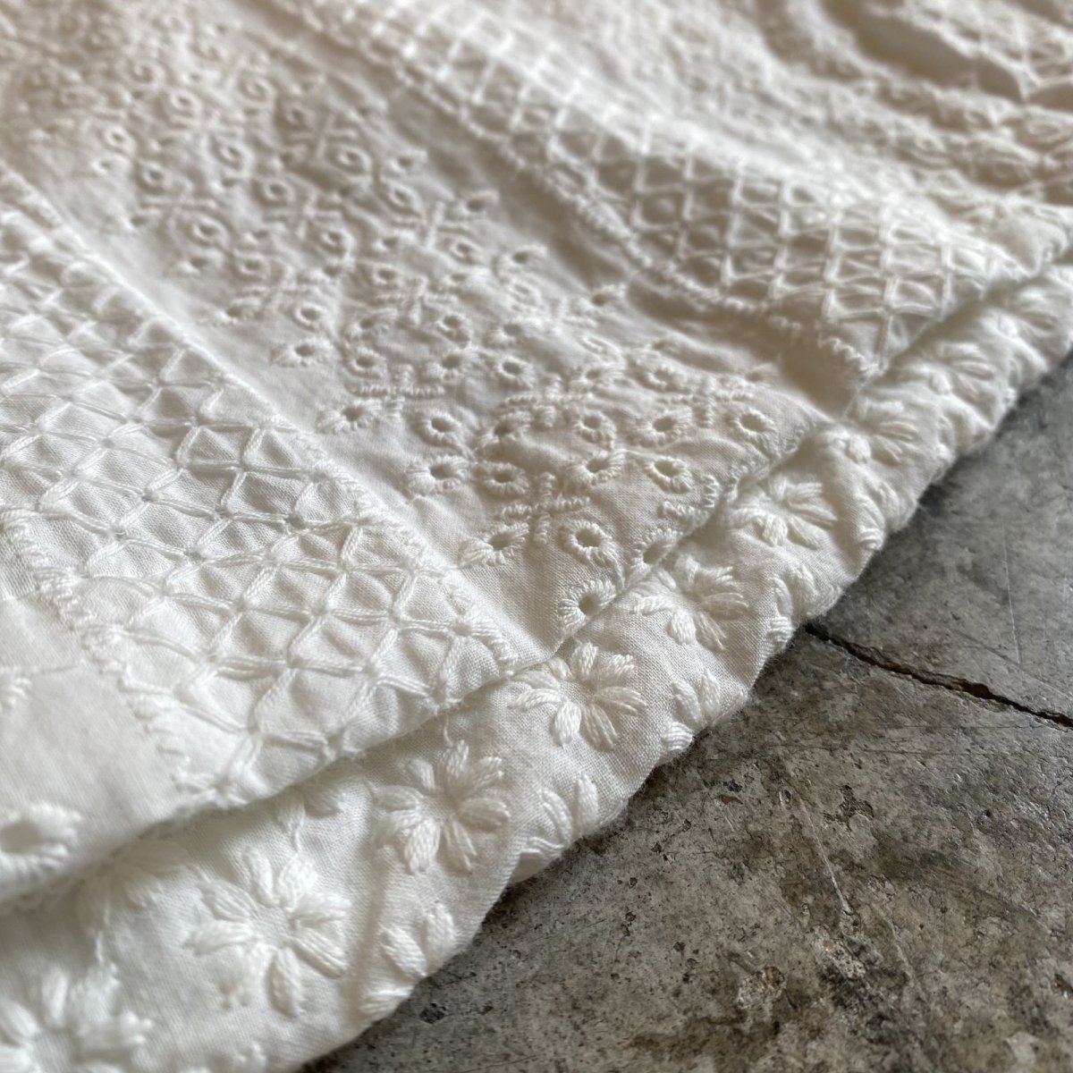 画像10: ALL OVER PATTERN PATCHWORK DESIGN SHORT PANTS / FREE~W35 (10)