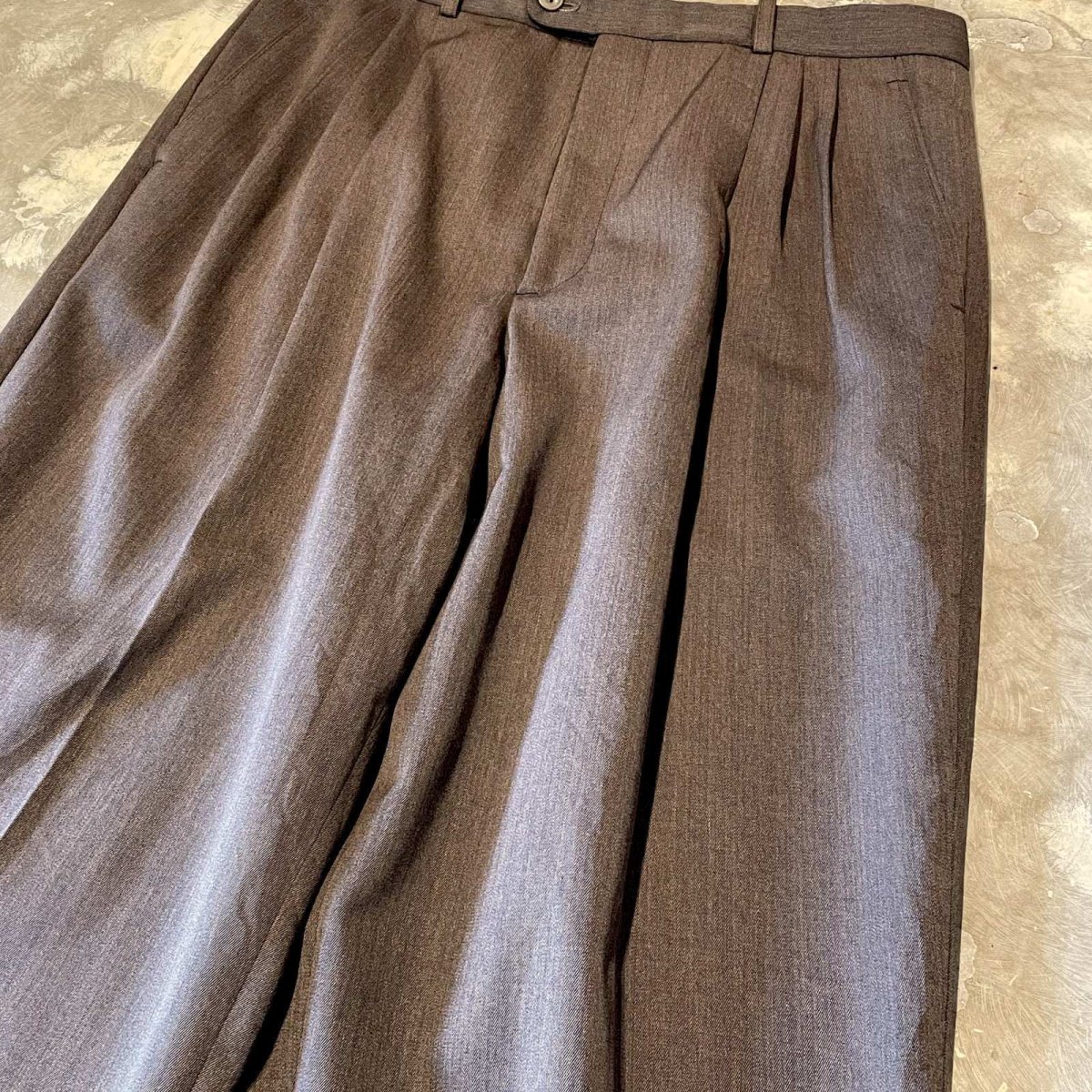 画像4: THREE TUCK WIDE SILHOUETTE COLOR WOOL SLACKS / W33 (4)