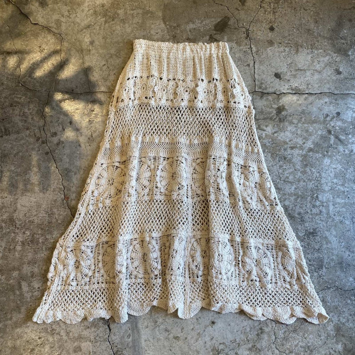 画像1: CROCHET LACE DESIGN LONG SKIRT / W25~W40 (1)