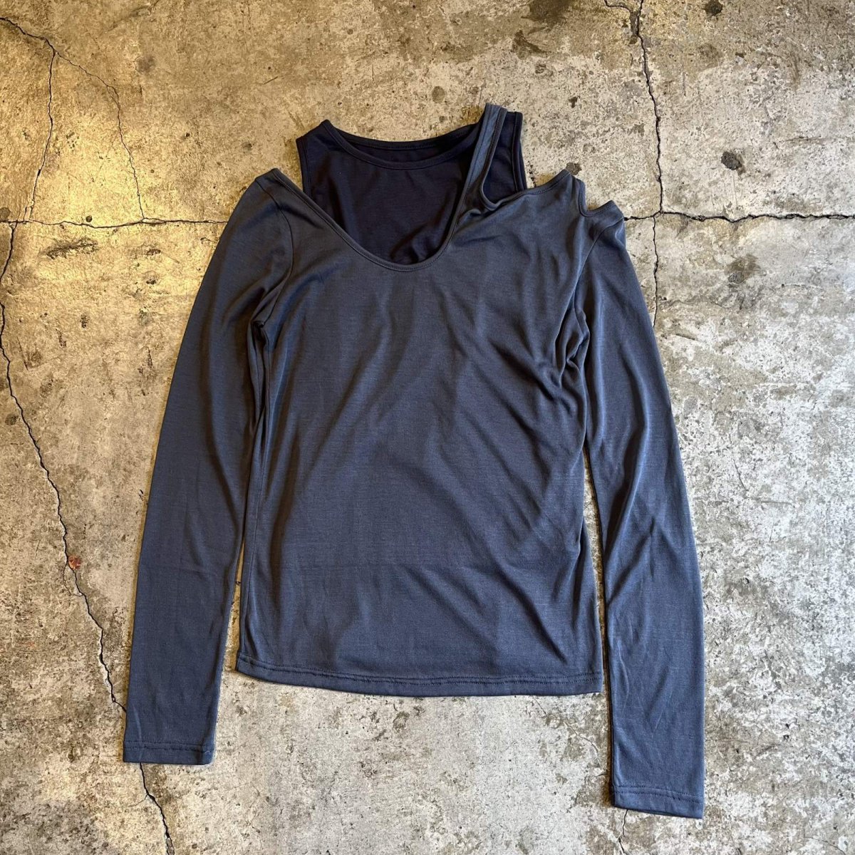 画像1: GREY COLOR ASYMMETRY DESIGN 2 PIECES L/S TOPS / Ladies M (1)