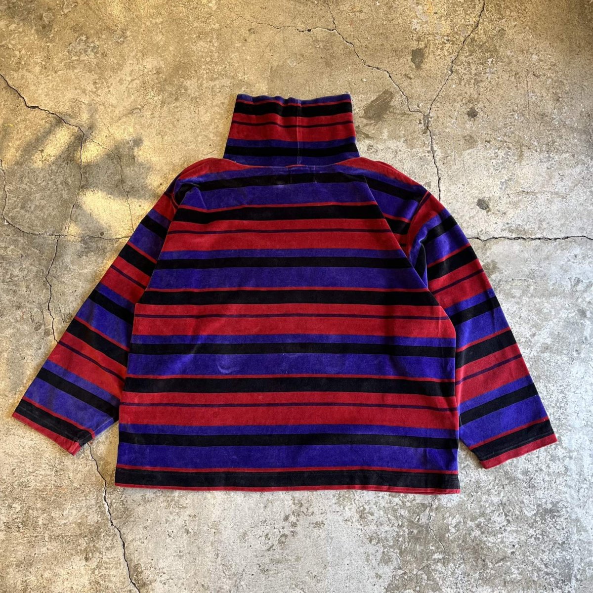 画像2: MULCH BORDER PATTERN VELVET TURTLE L/S TOPS / Ladies L (2)