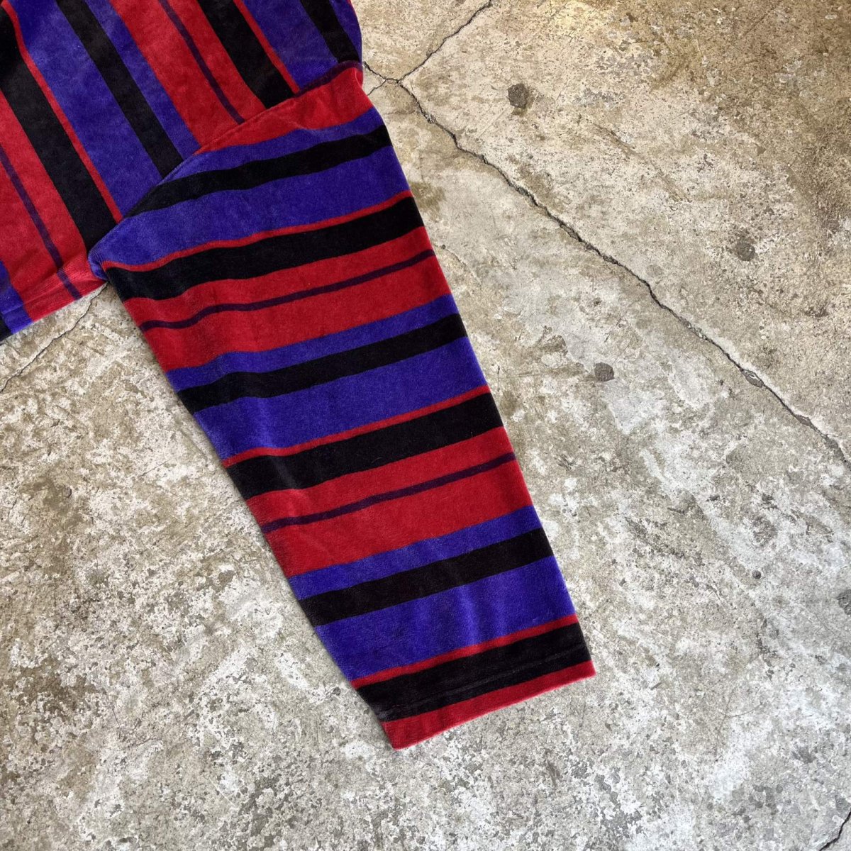 画像7: MULCH BORDER PATTERN VELVET TURTLE L/S TOPS / Ladies L (7)