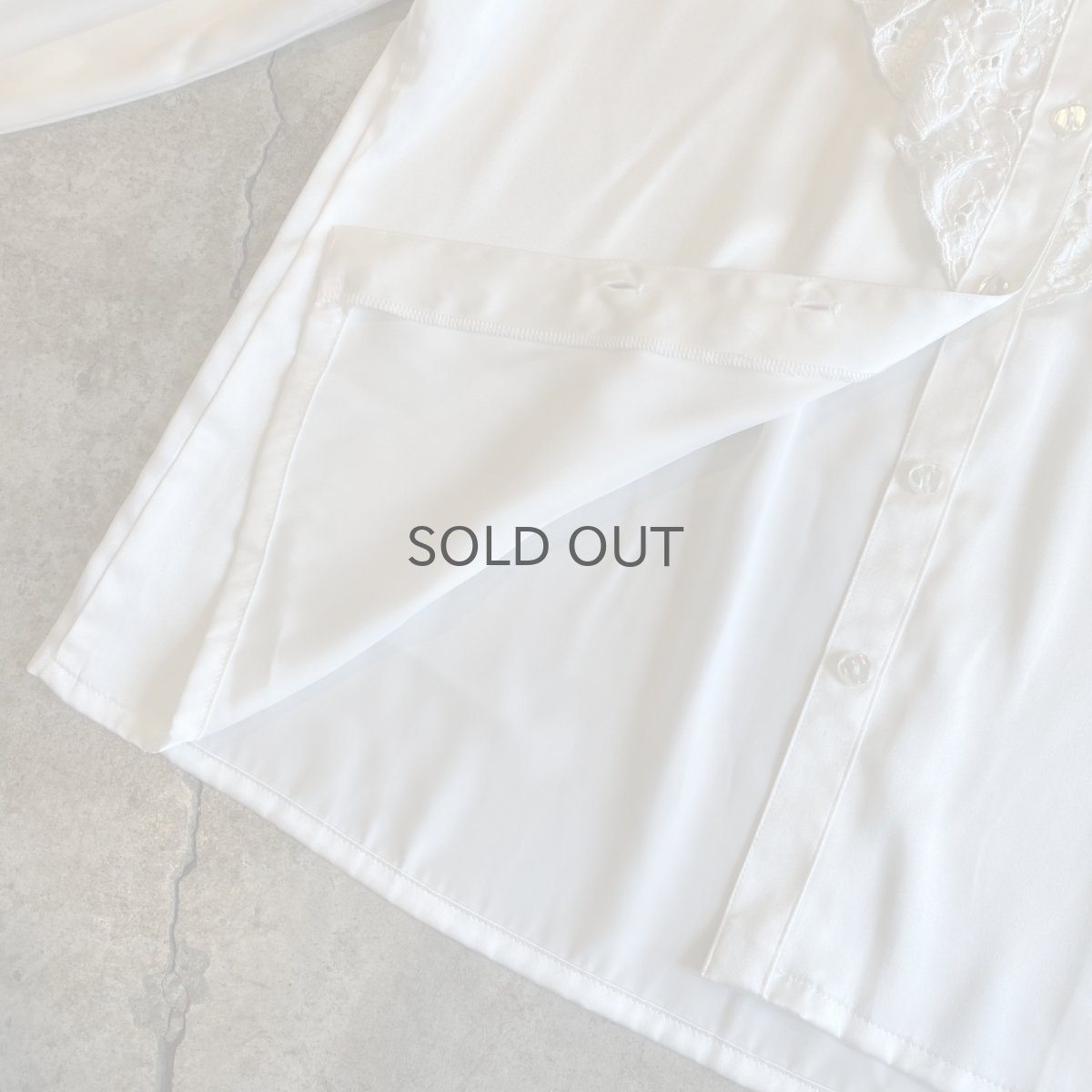 画像9: FLORAL EMBROIDERY PATTERN FRILL DESIGN BLOUSE / Ladies M (9)