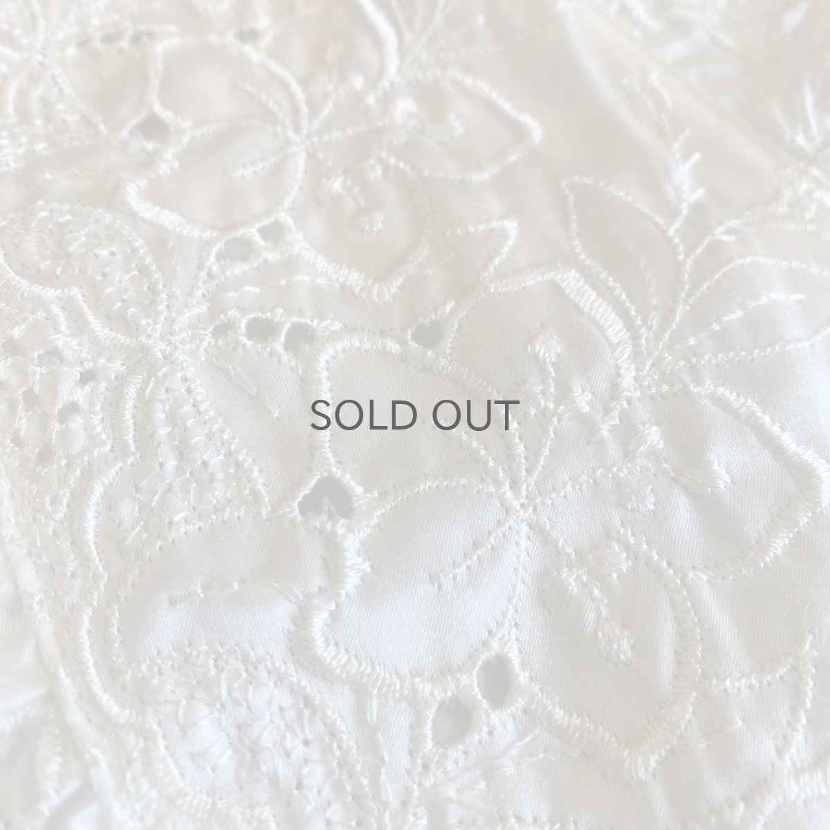 画像5: FLORAL EMBROIDERY PATTERN FRILL DESIGN BLOUSE / Ladies M (5)