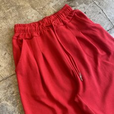 画像3: 【WONDERGROUND】TUCK COLOR WIDE SWEAT PANTS / RED / OS (3)