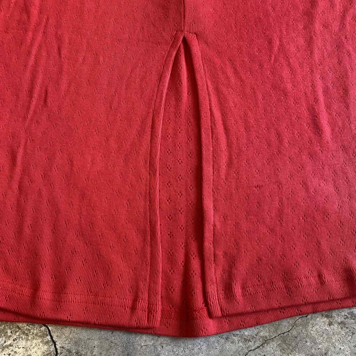 画像7: RED COLOR PUNCHING DESIGN BACK SLIT SKIRT / FREE (7)