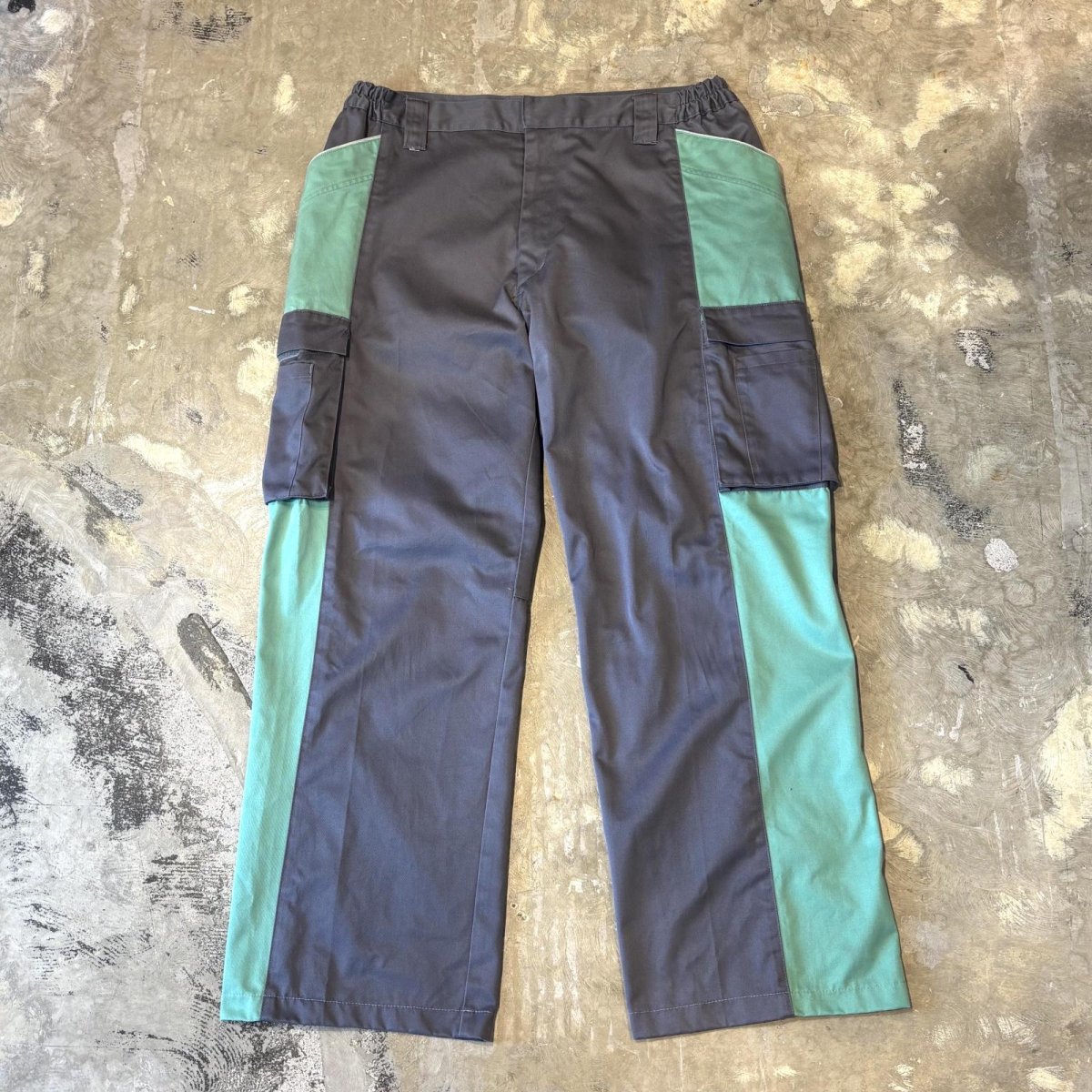画像1: SIDE COLOR SWITCHED CARGO STYLE STRAIGHT PANTS / W32 (1)