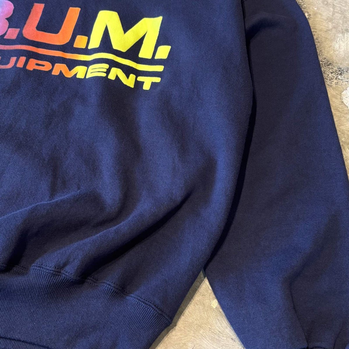 画像6: 90's "B.U.M." GRADATION FORM PRINTED SWEAT / Mens XL / MADE IN USA (6)