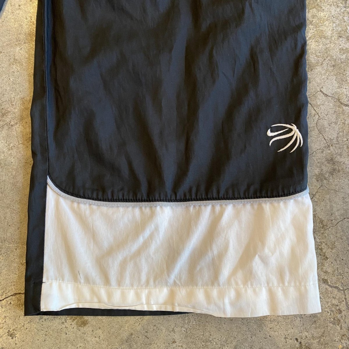 画像9: 【NIKE】SIDE LINE SLIT BUTTON TRACK PANTS / FREE~W33(XL) (9)