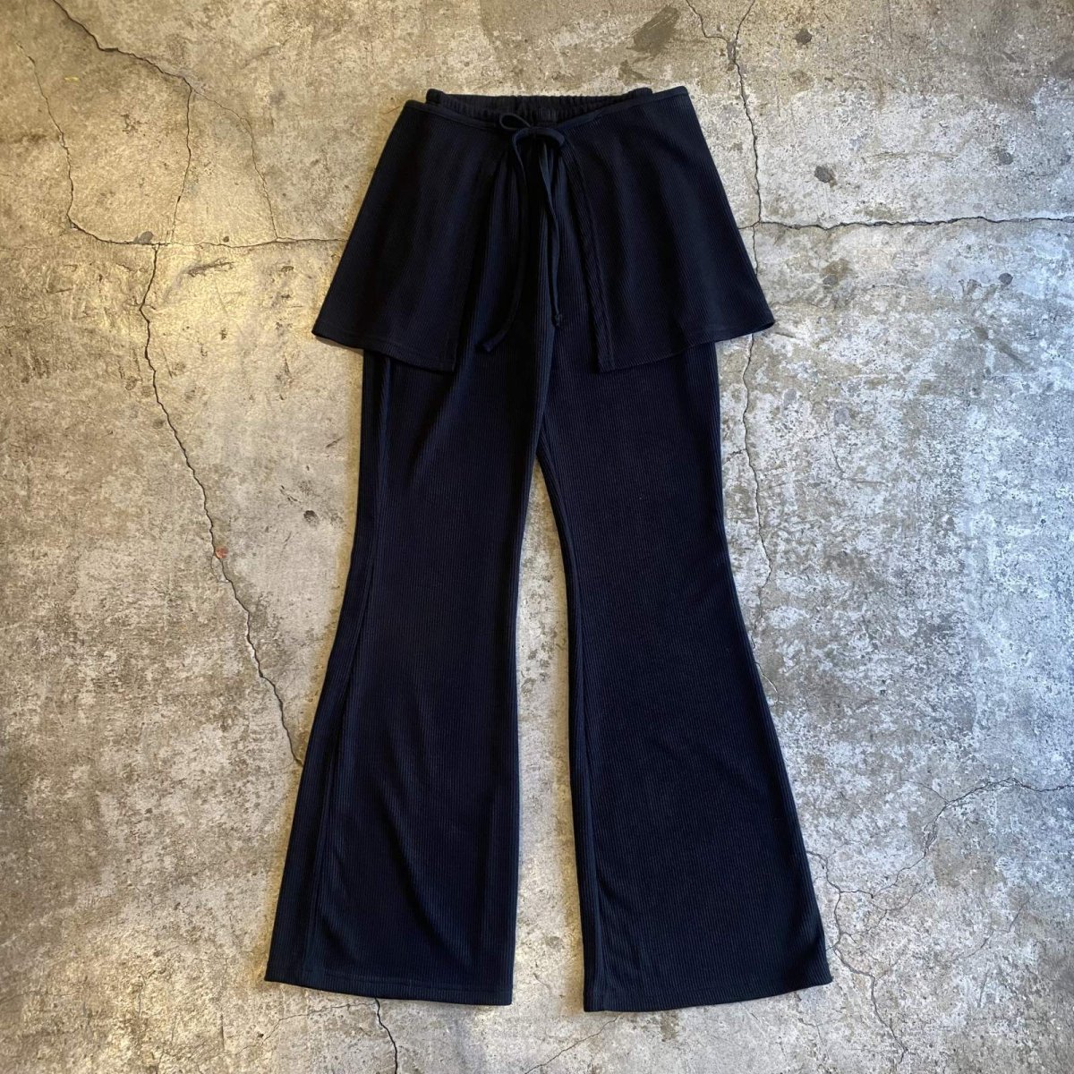 画像1: 【WONDERGROUND】RIB KNIT LAYERED WRAP PANTS / BLACK / OS (1)