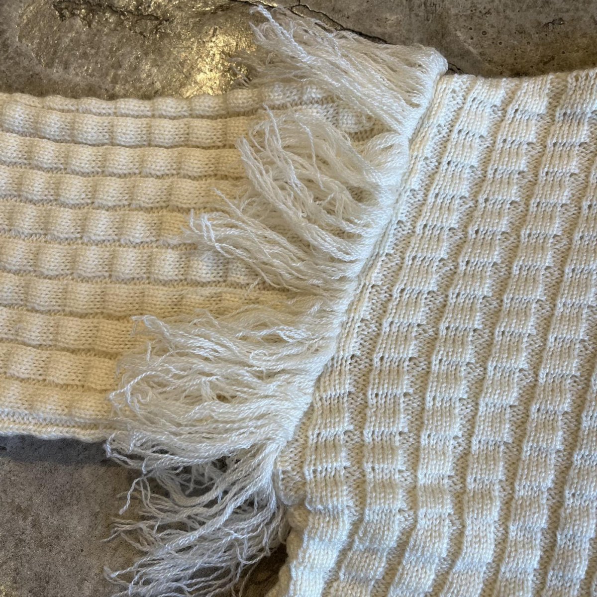 画像10: IVORY COLOR POINT FRINGE DESIGN MOCK NECK KNIT SWEATER / Ladies M  (10)