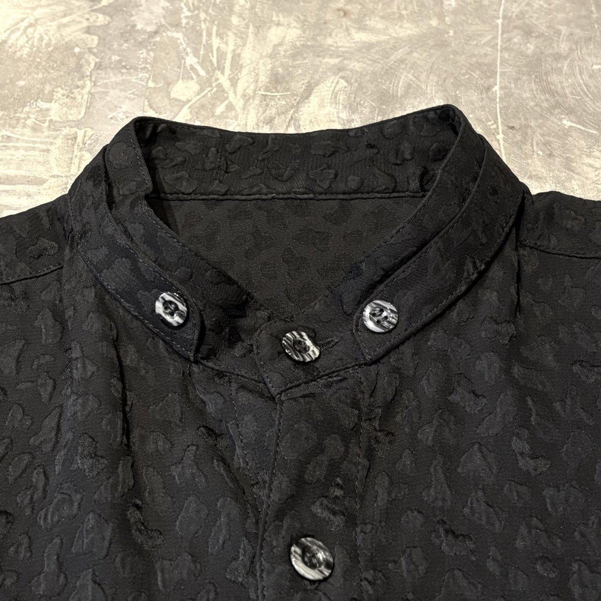 画像10: ALL OVER EMBOSSED PATTERN STAND COLLAR L/S SHIRT / Mens M(L) (10)