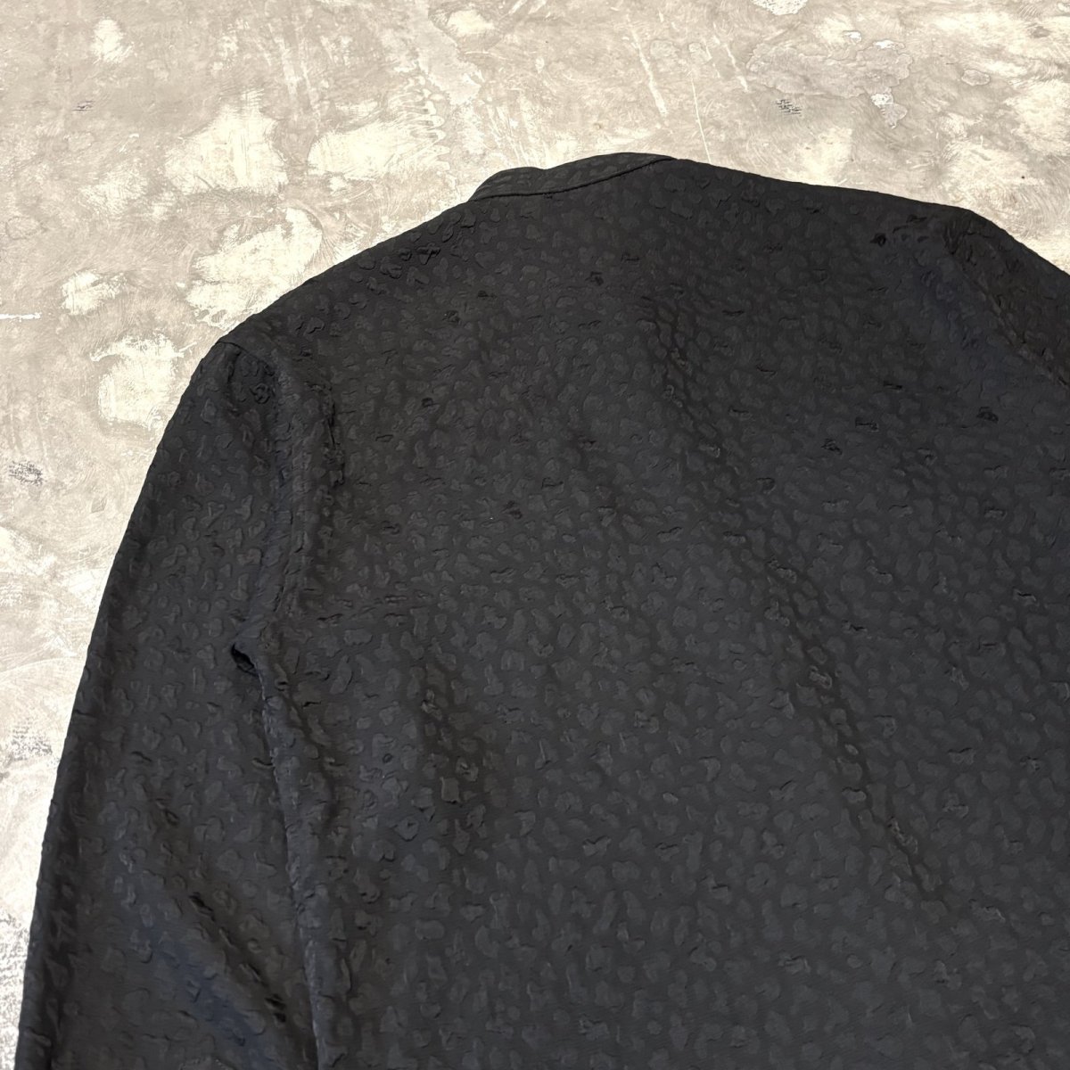 画像9: ALL OVER EMBOSSED PATTERN STAND COLLAR L/S SHIRT / Mens M(L) (9)