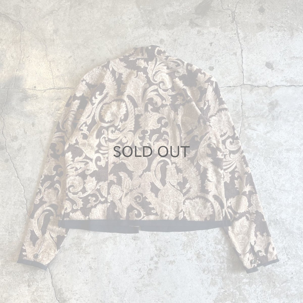 画像2: ALL OVER ART PATTERN SHORT DESIGN VELVET STAND COLLAR JACKET / Ladies M  (2)
