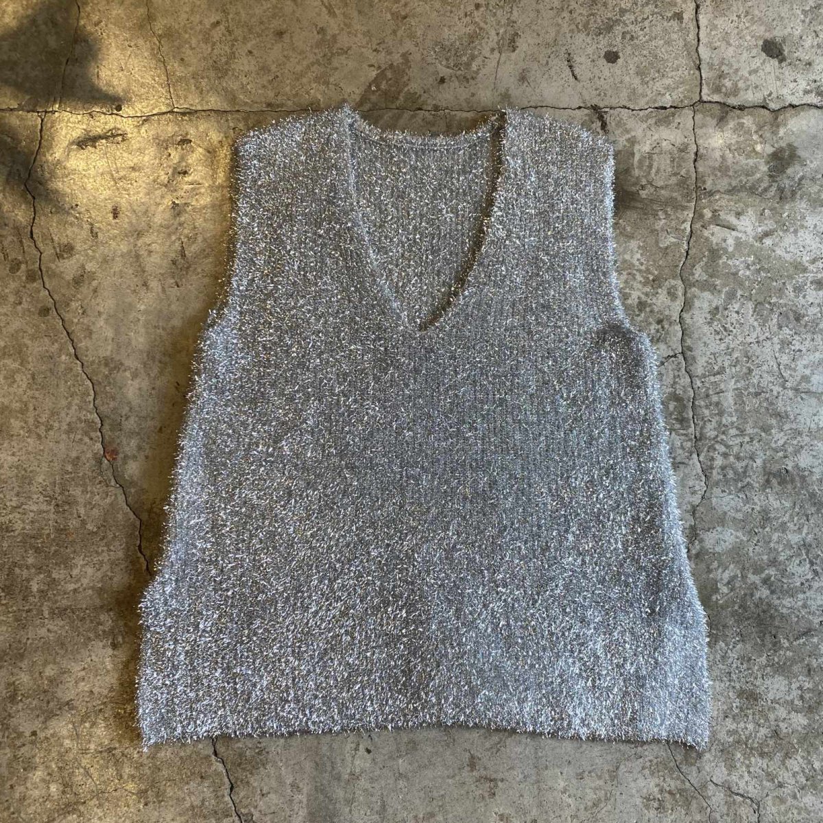 画像1: METALLIC SILVER COLOR SHAGGY DESIGN VEST / Ladies M (1)