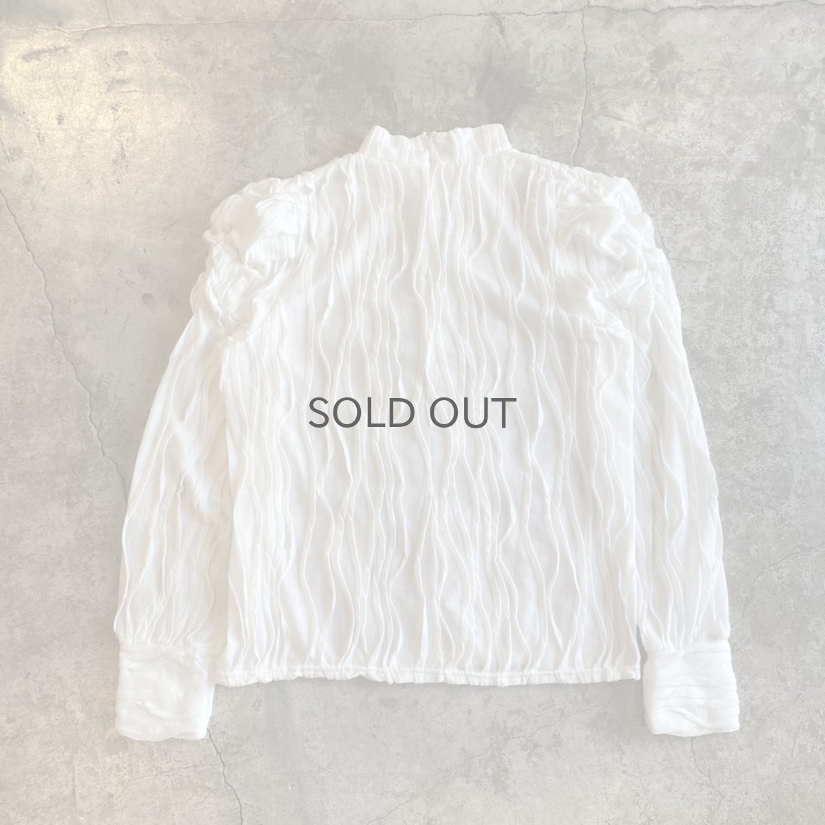 画像2: PUFF SLEEVE EMBOSS DESIGN L/S TOPS /  Ladies M (2)