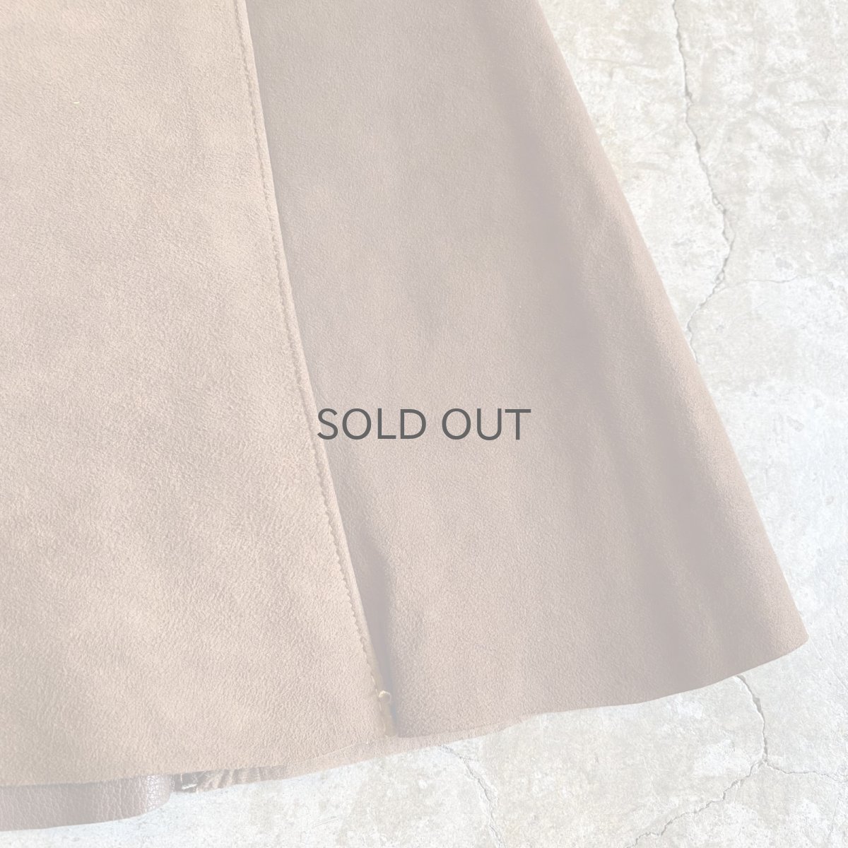 画像9: COLOR BLOCK SUEDE LEATHER FRONT BUTTON MINI SKIRT / W26 (9)