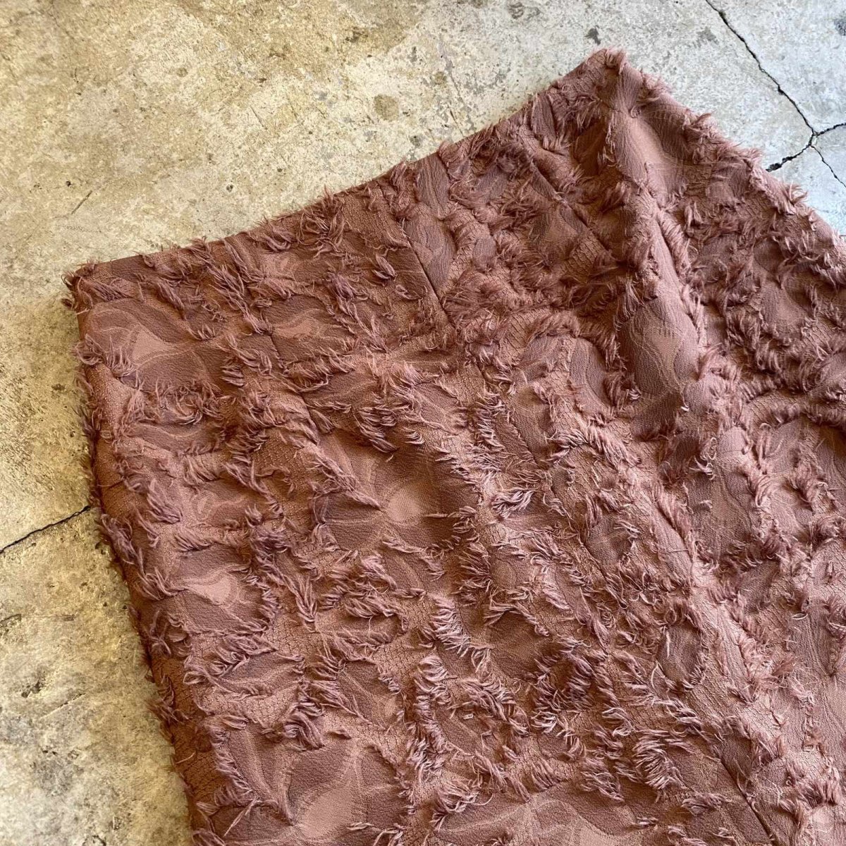 画像3: BROWN COLOR SHAGGY ALL OVER PATTERN DESIGN SKIRT / W29 (3)