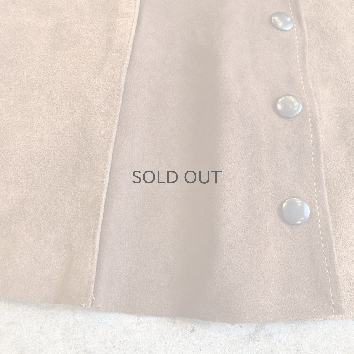 画像4: COLOR BLOCK SUEDE LEATHER FRONT BUTTON MINI SKIRT / W26 (4)