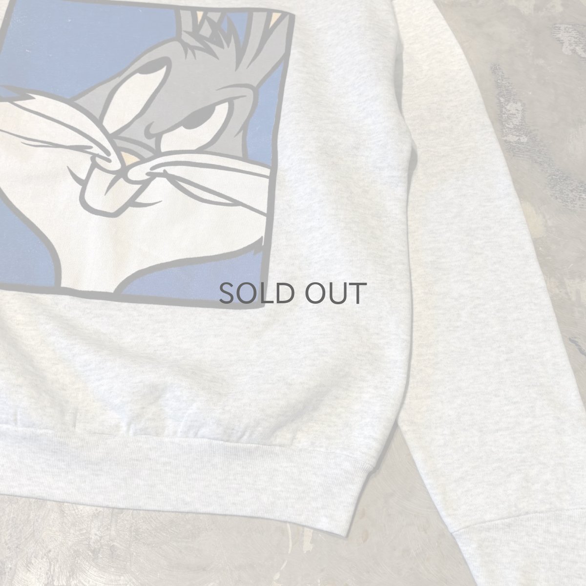 画像6: 90's "LOONEY TUNES" BUGS BUNNY PRINTED SWEAT / Mens L / MADE IN USA (6)