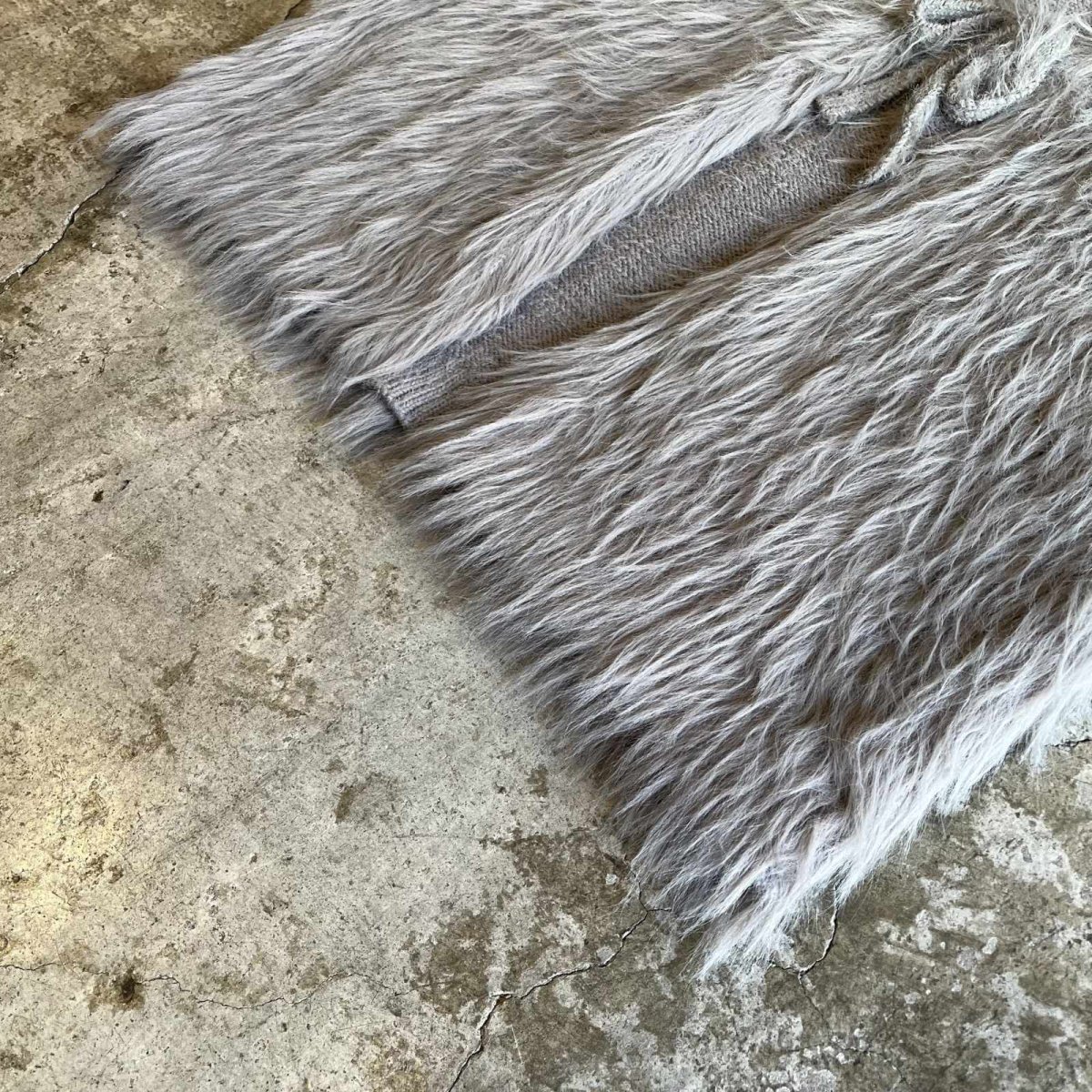 画像4: GREY COLOR LONG SHAGGY DESIGN KNIT VEST / Ladies M (4)