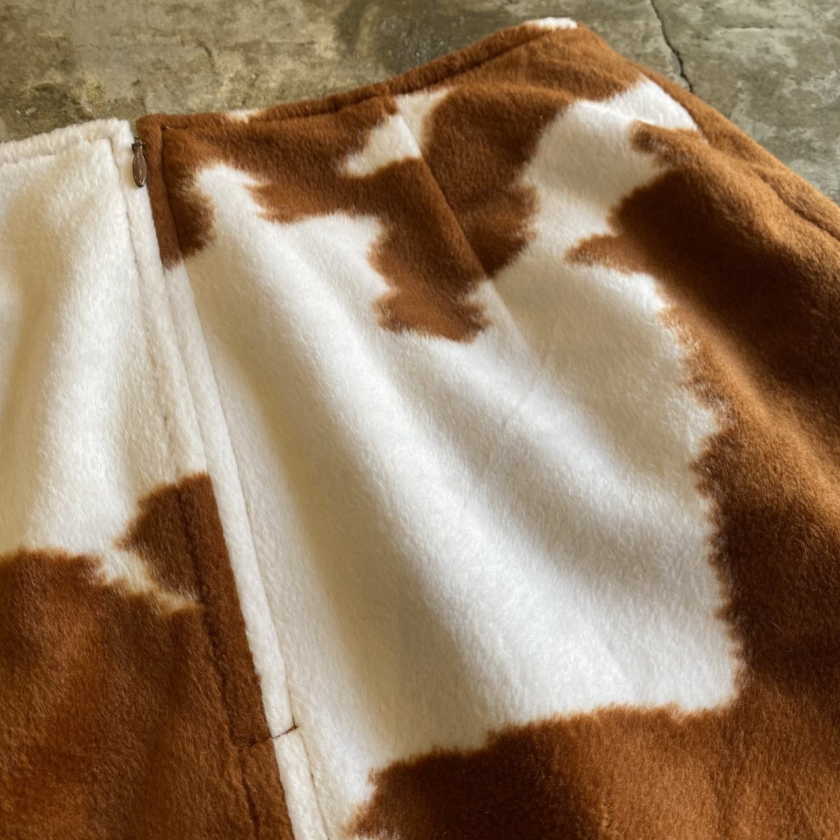 画像9: ALL OVER COW PATTERN SLIT SKIRT / W25 (9)