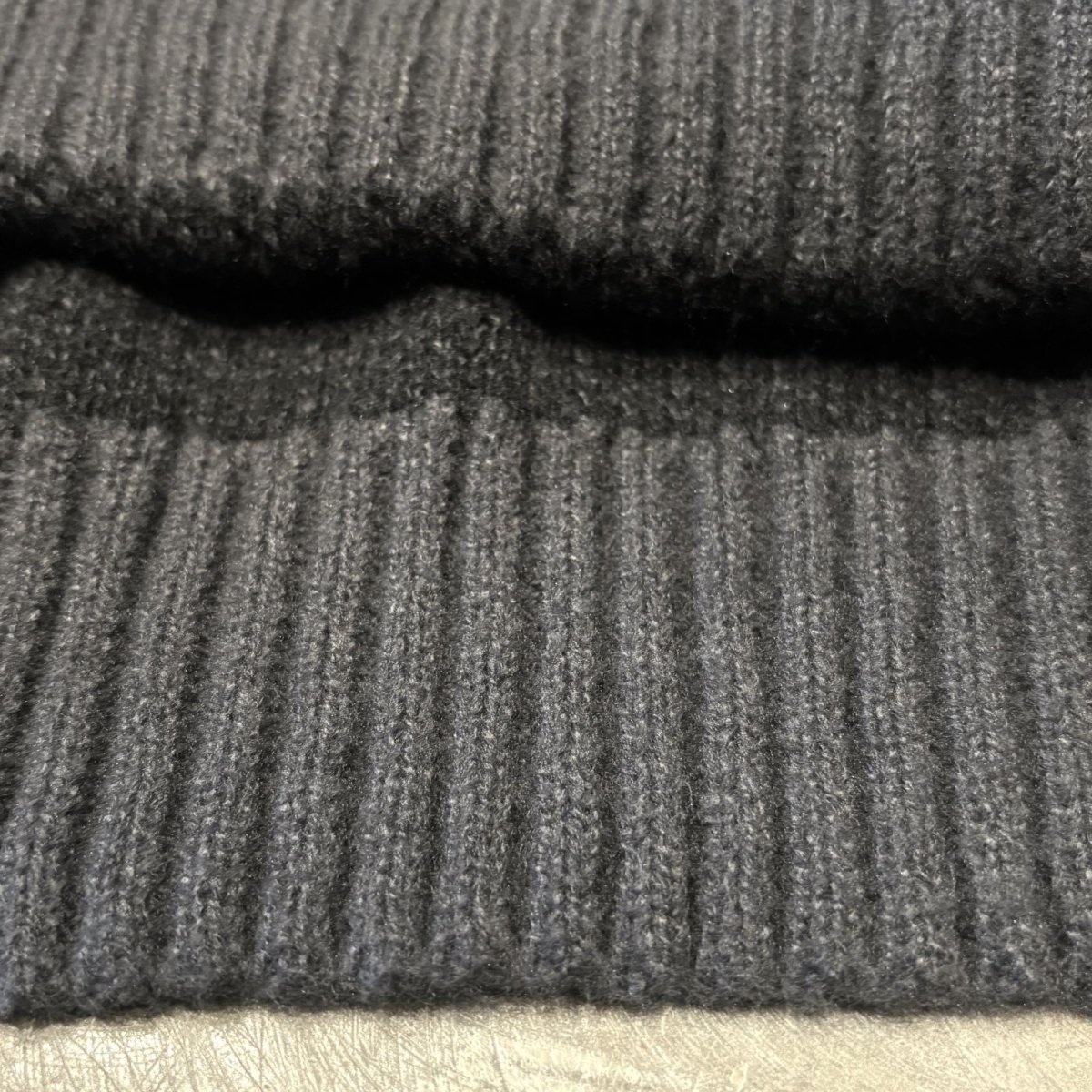 画像8: BICOLOR BORDER PATTERN WOOL KNIT SWEATER / Mens XL (8)